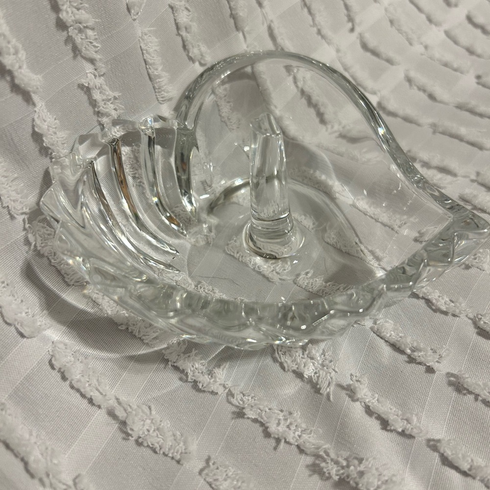 Lenox Clear Glass Heart-Shaped Ring Holder